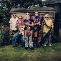 Upstairs Presents - The Poozies
